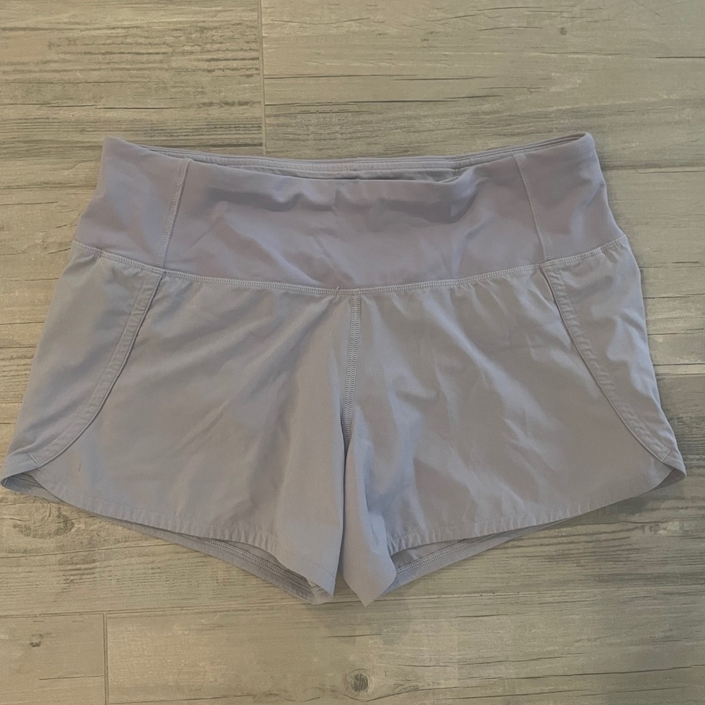 Lululemon Speed Up 4" inseam Short Lavender size 4